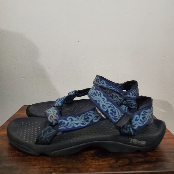 Womens Teva Sandals Size 9 - Picture 4 of 11